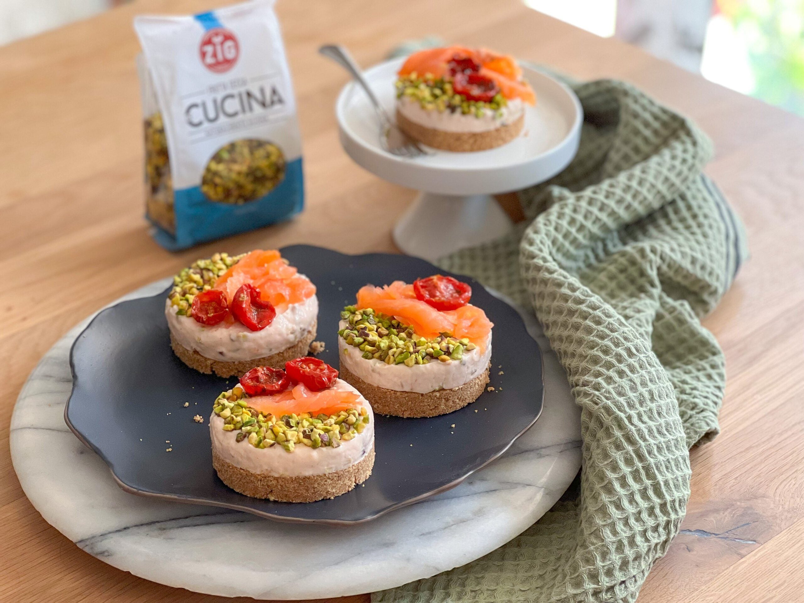 Cheesecakes salate salmone e pistacchi