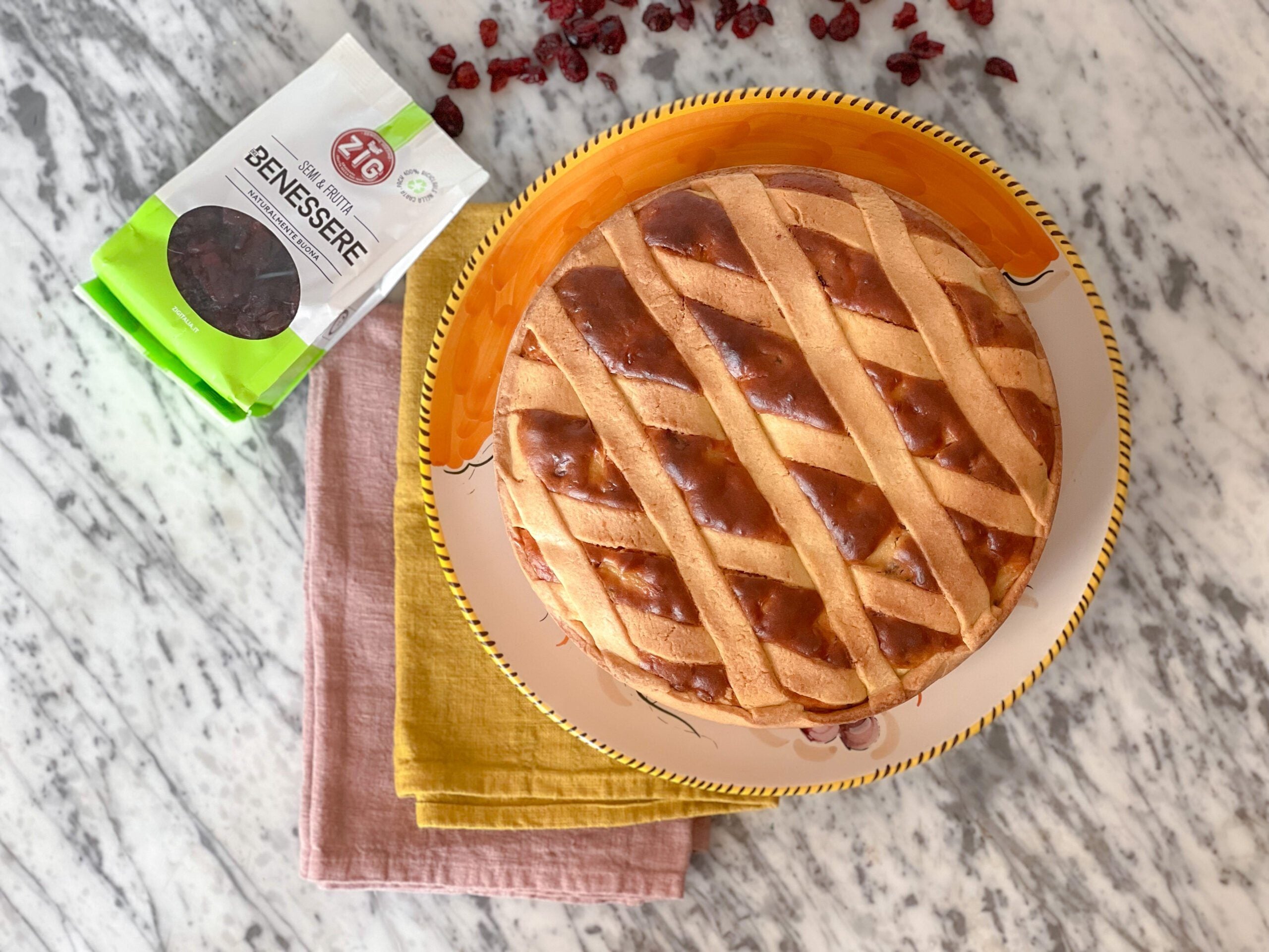 Crostata di mele e mirtilli rossi ZIG - Ricette - Zig Italia