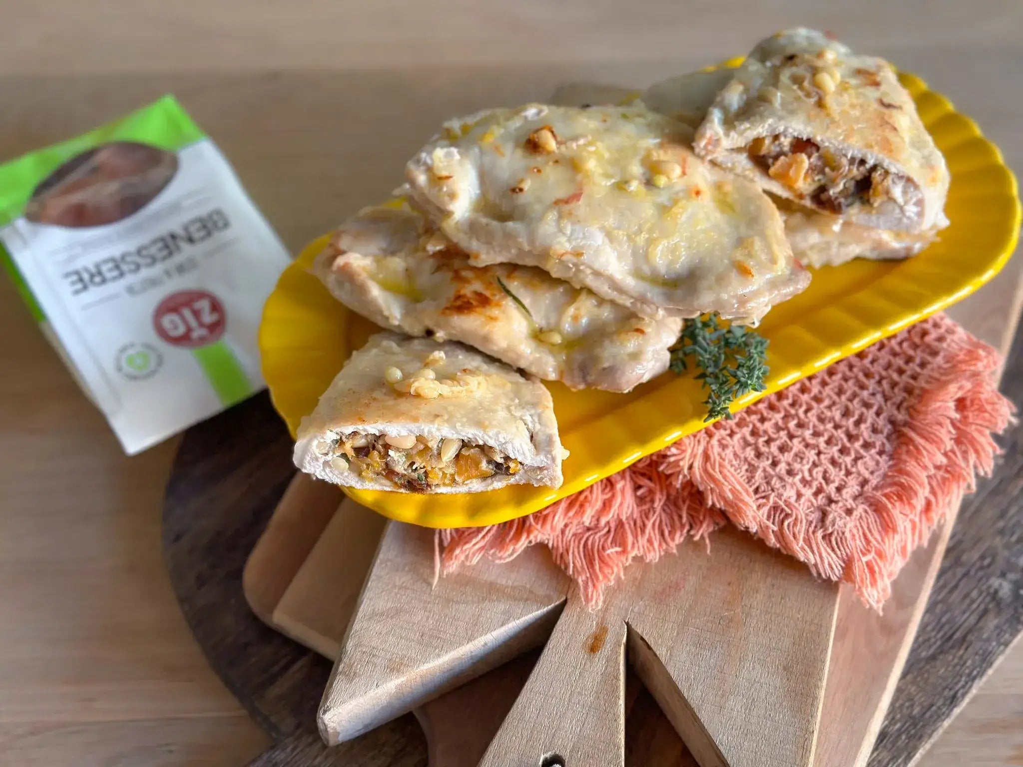 Fagottini di maiale con uvetta e albicocche