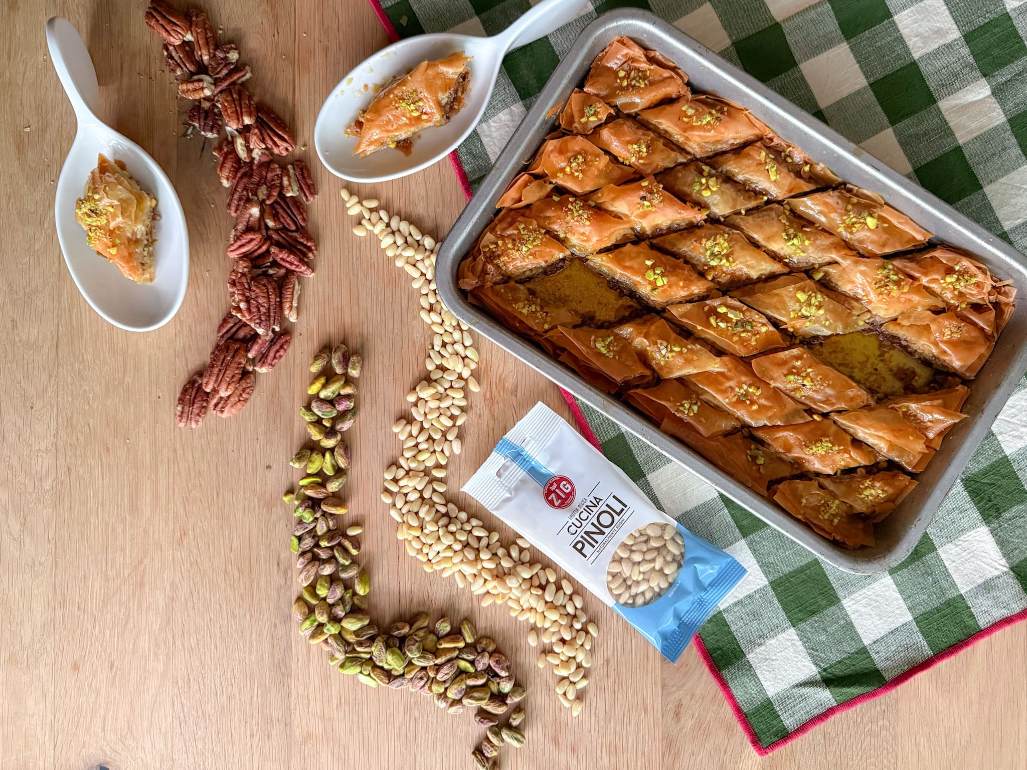 Baklava: Il Dolce Mediorientale Croccante e Goloso