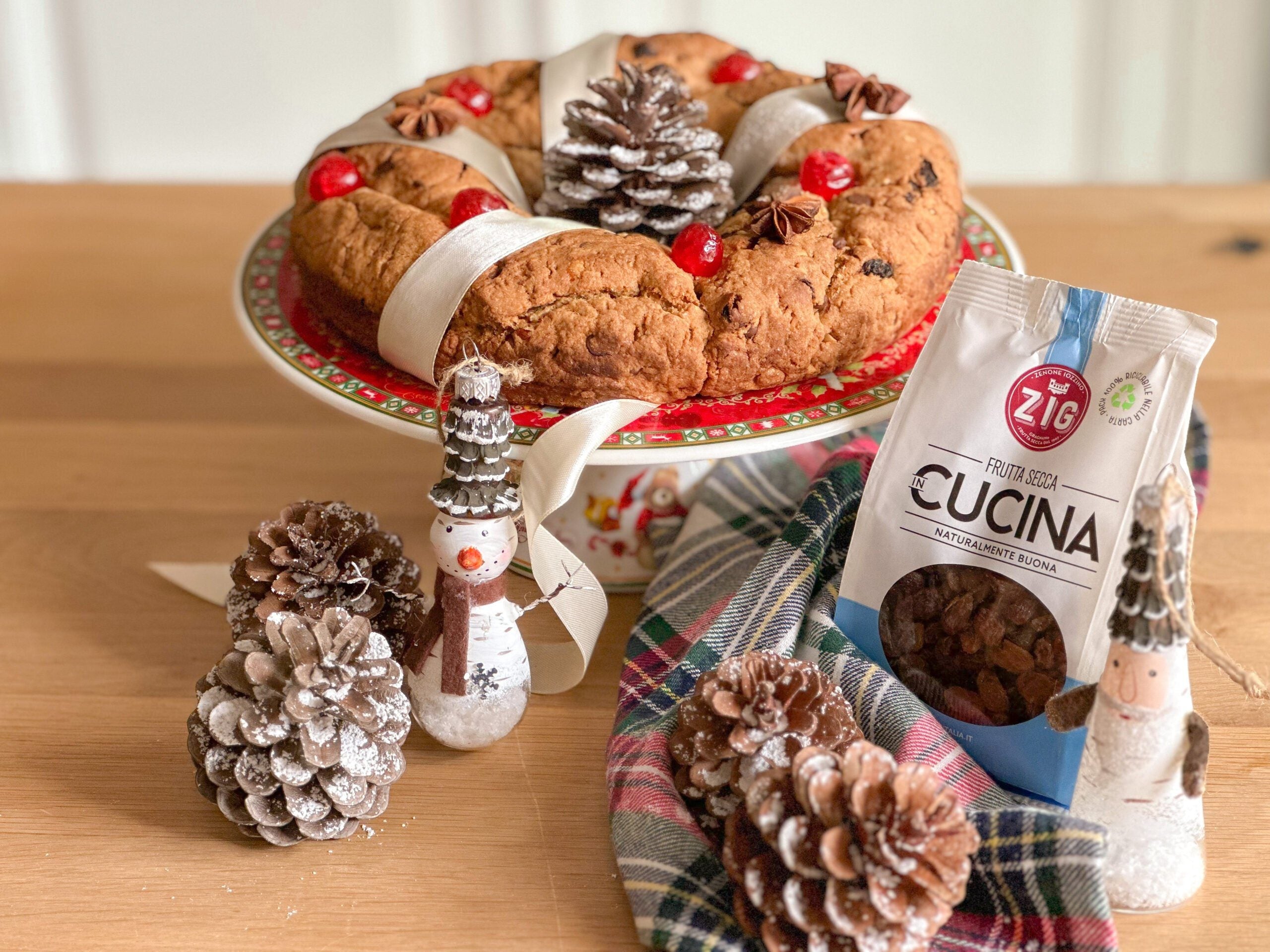 Ciambella di frutta secca - Ricette - Zig Italia